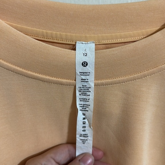 EUC Lululemon Softstreme Perfectly Oversized Cropped Crew 12 - Picture 3 of 5